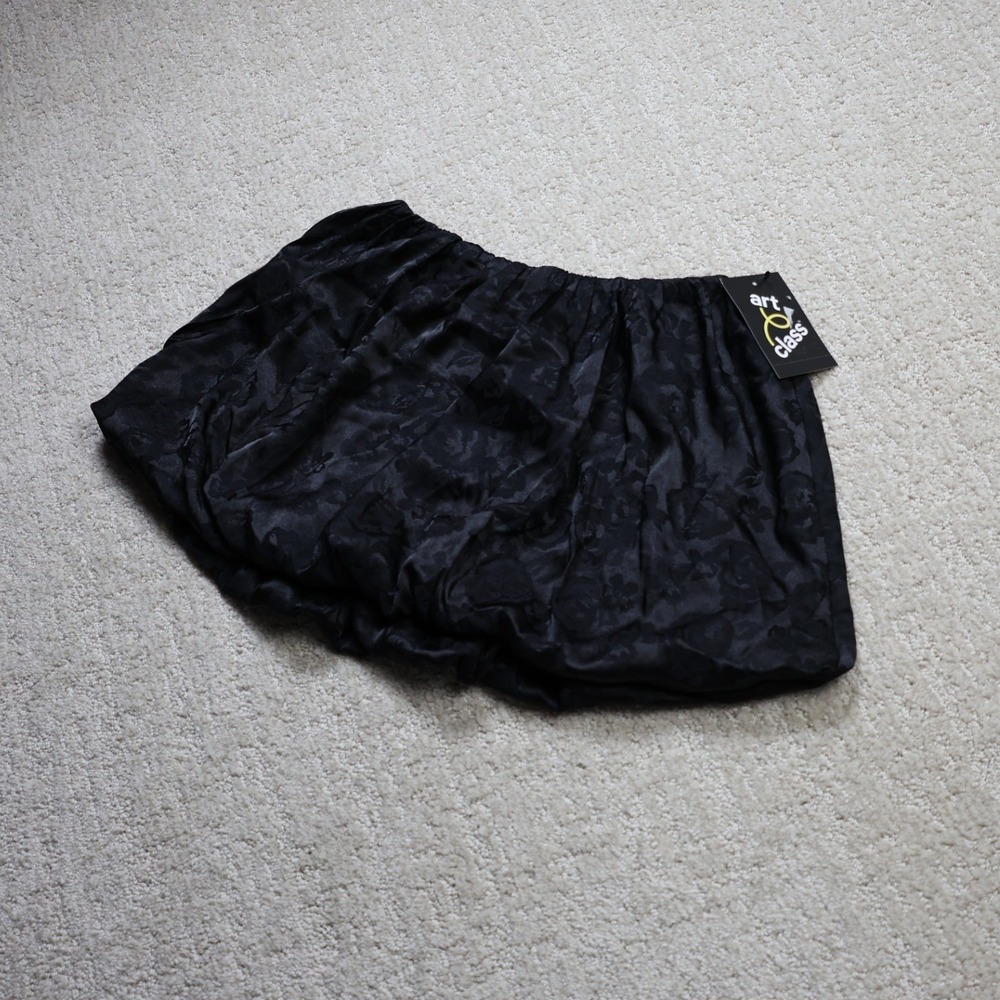 Art Class Girls Black Floral Jacquard Bubble Skirt Size S 6/7 NWT